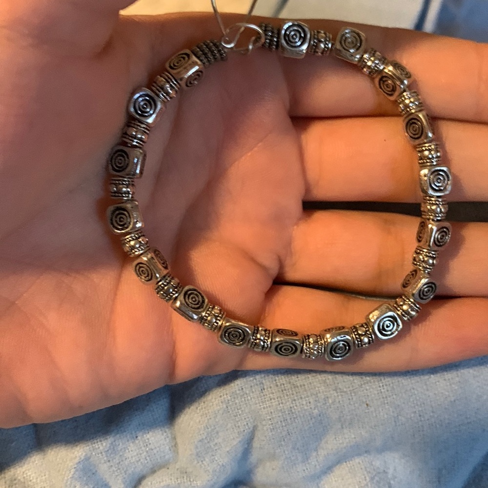 A wire bracelet
